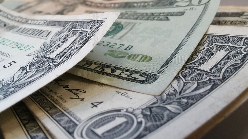 La divisa americana se muestra en un promedio parecido a la jornada anterior