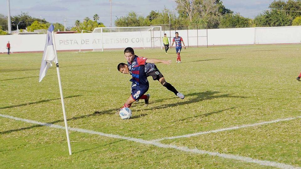 “La Tribu” fue superada por el cuadro de Cadereyta y vio cortada su marca invicta en el naciente torneo