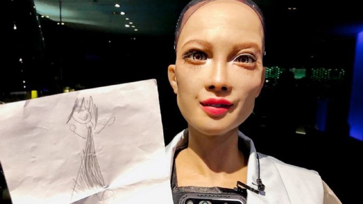 Sophia la robot androide ha declarado que sueña con tener un bebé robot  y formar una familia