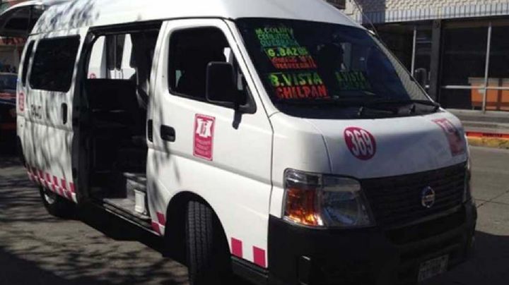 VIDEO FUERTE: Asaltantes vestidos de obreros roban a usuarios de combi y disparan a chofer