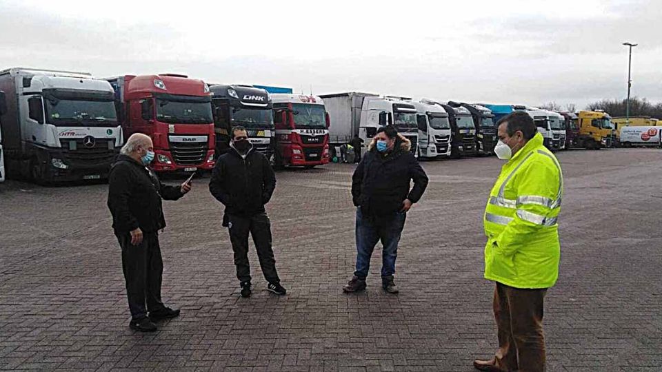 Hacen falta 400 mil camioneros en Europa