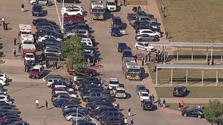 Tiroteo en prepa de Arlington, Texas deja cuatro heridos (VIDE0)