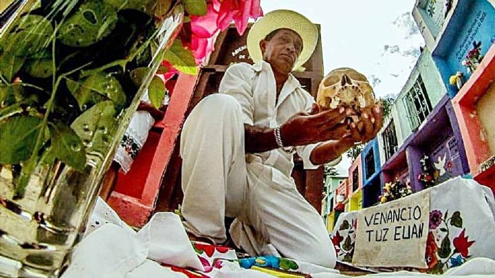 Este es el pueblo de México donde sacan los cadáveres para limpiar sus huesos