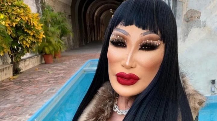 Lyn May enseña de más con vestido transparente (FOTO)