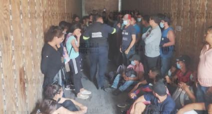 Detienen a 3 "polleros" y rescatan 86 migrantes en el EDOMEX