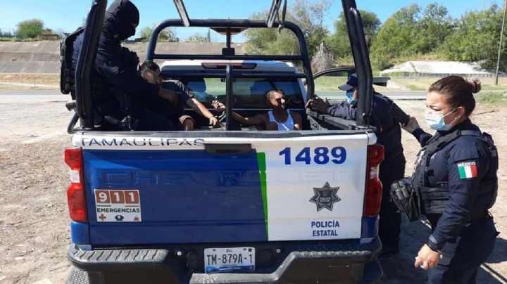 FOTOS: Arrestan a dos por tirar basura en El Patinadero en Nuevo Laredo