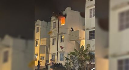 ¡Que miedo! Salvan a mujer de incendio, momentos después desaparece; presumen que era un fantasma.