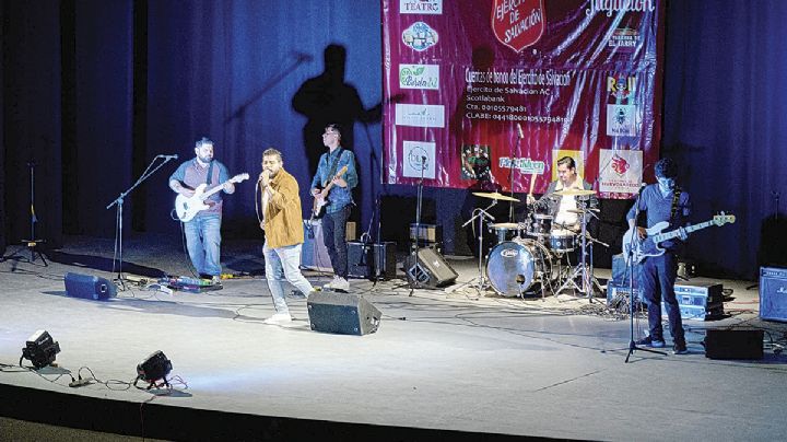 Rockean con causa en el 'Juguetón: Mi Laredo'