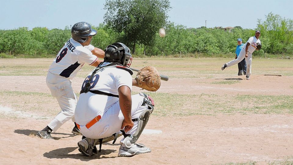 Los peloteros dejaron todo en el terreno de juego