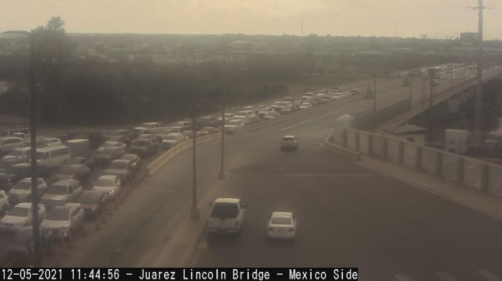 Puentes Internacionales Nuevo Laredo hoy domingo 5 de diciembre EN VIVO