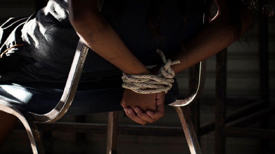 El plan de una mujer para traicionar a su amiga