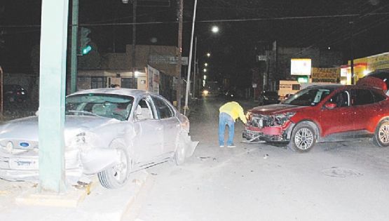 No para en semáforo rojo; se endeuda fuerte