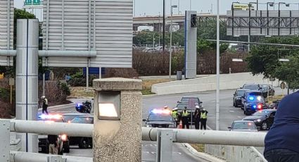 San Antonio, cierran aeropuerto por tiroteo: VIDEO