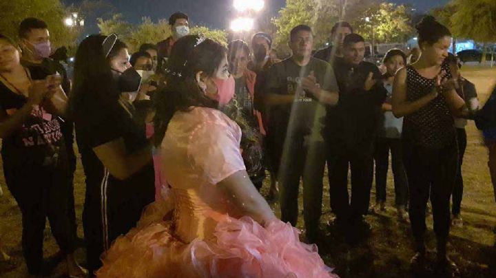 Quinceañera comparte su banquete con migrantes en Reynosa VIDEO