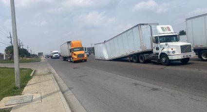 Laredo, Texas: Se registra congestionamiento en Camino A Las Minas