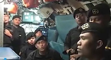 VIDEO: Ante MUERTE SEGURA, tripulantes del SUBMARINO DE INDONESIA cantan para despedirse