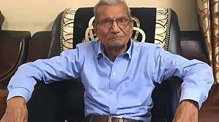 Hombre de 85 años muere por COVID-19 tras ceder su cama a una persona más joven