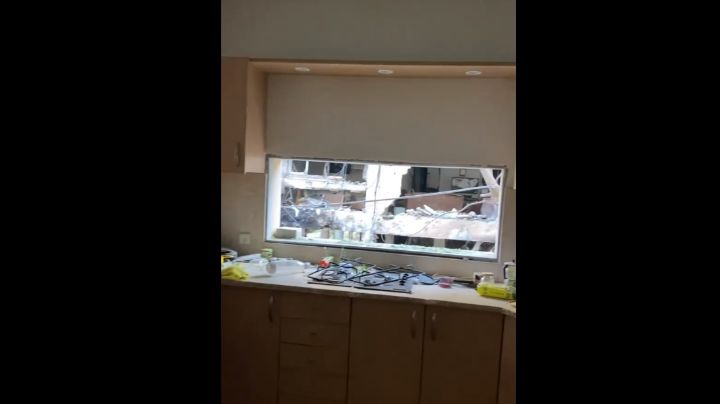 "Es un milagro que estemos vivos" Un misil de Hamás destruyó su casa: VIDEO