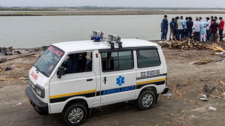 Coronavirus: En la India reconocen que están arrojando cuerpos con covid-19 en varios ríos