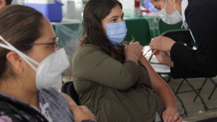 Dos mujeres fingen estar embarazadas para recibir vacuna Covid en Aguascalientes