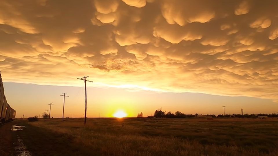 En redes sociales circularon videos de la impresionante belleza de las nubes