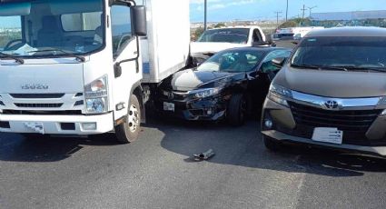 Carambola provoca cierre en la Carretera a Nuevo Laredo