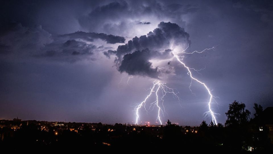 Tormentas eléctricas y lluvia se esperan para esta semana.