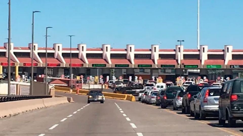 Los Puentes internacionales permanecen cerrados a viajeros no esenciales desde  el 19 de marzo del 2020.