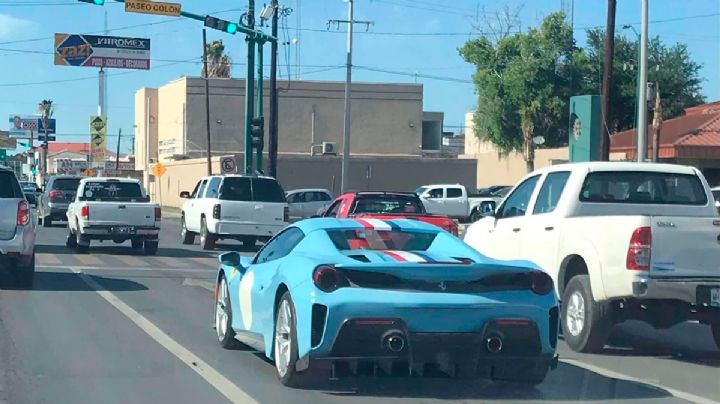 FOTOS: Captan automóvil Ferrari en calles de Nuevo Laredo