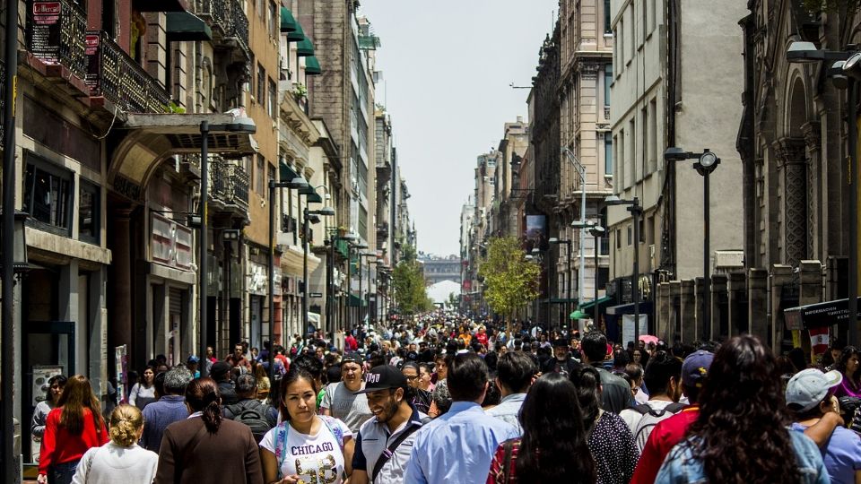 Autoridades federales anunciaron que la capital pasó a color amarillo del semáforo covid.