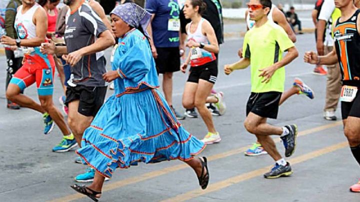 El día que los rarámuris derrotaron a la mejor maratonista del mundo