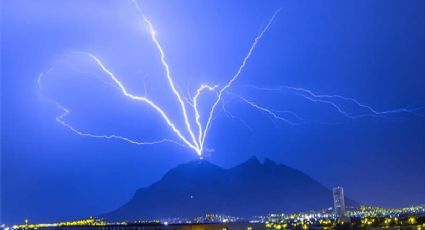 IMPACTANTE: Inundaciones y caos por tormenta en Nuevo León