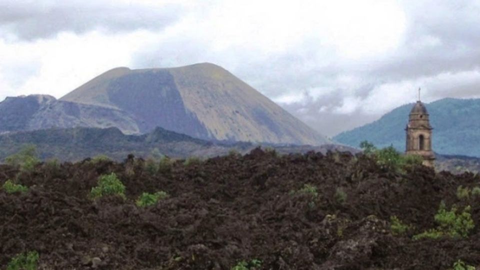 Nacerá un volcán en Michoacán