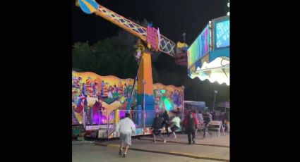 VIDEO: El intenso momento en que falla un juego mecánico en un parque de diversiones