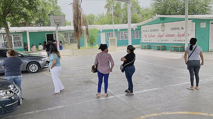 Piden cuotas escolares, pero alumnos no asistieron