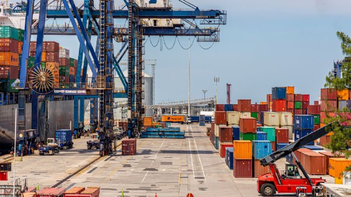 Crea AMLO la Agencia Nacional de Aduanas; ya no dependerá del SAT