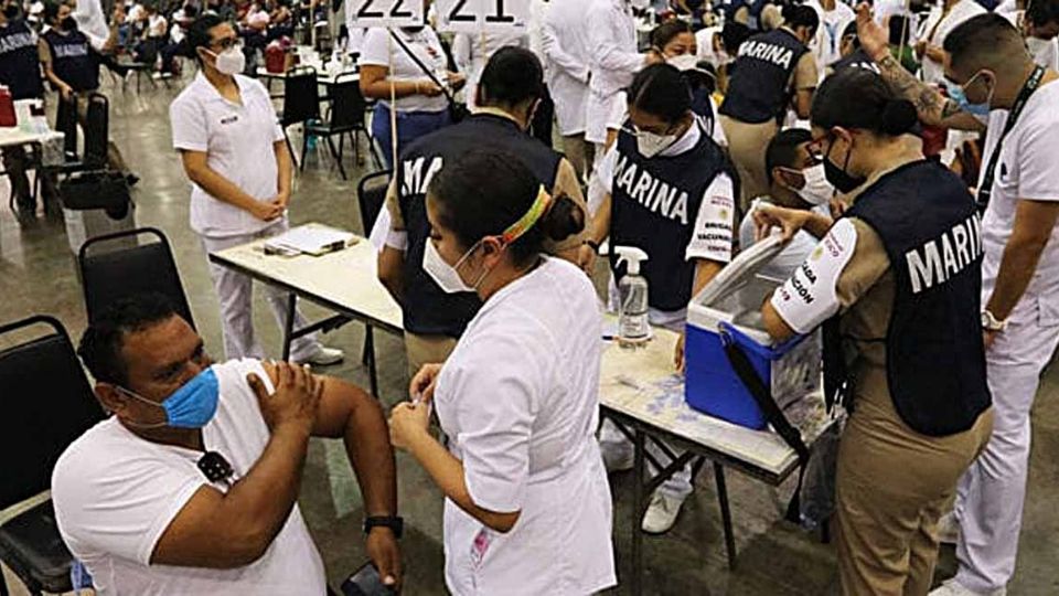 Los profesores tendrán una nueva dosis de refuerzo covid para afrontar el paulatino regreso a clases presenciales