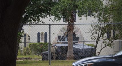 Joven atrincherado en casa del barrio Three Points en Laredo, Texas