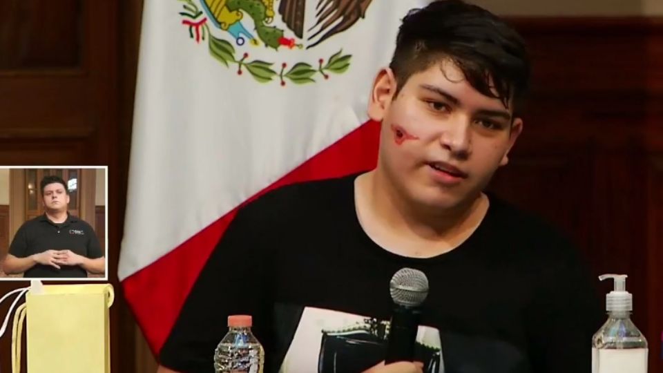 Con solo 16 años, este joven demostró fuerza ante la adversidad.