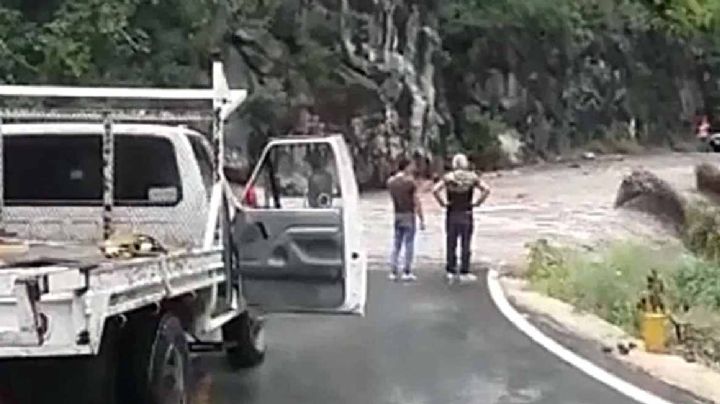 Dos menores mueren ahogados al ser arrastrados por un río en Santiago, Nuevo León