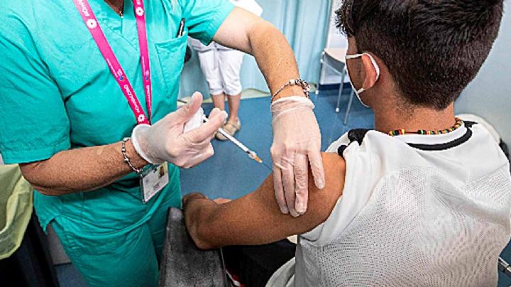 Laredo, Texas: Amplia variedad de centros de vacunación covid-19 para menores