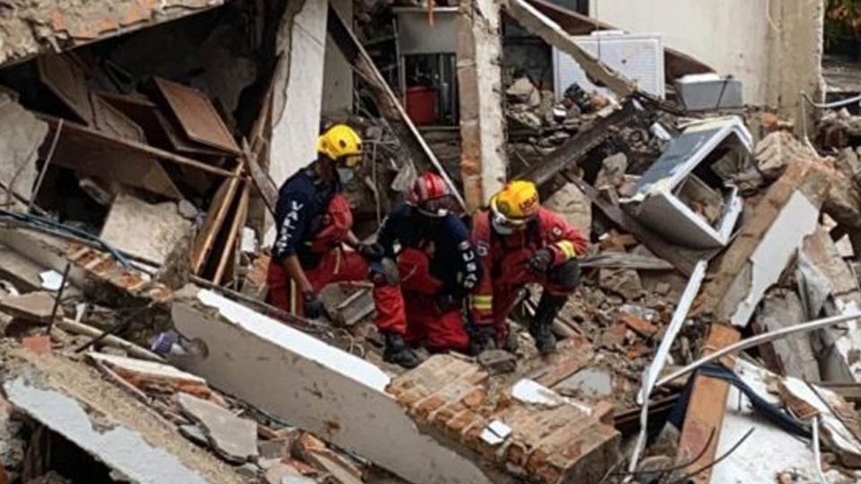 Las lluvias y vientos del huracán Nora fueron los causantes del colapso del edificio.