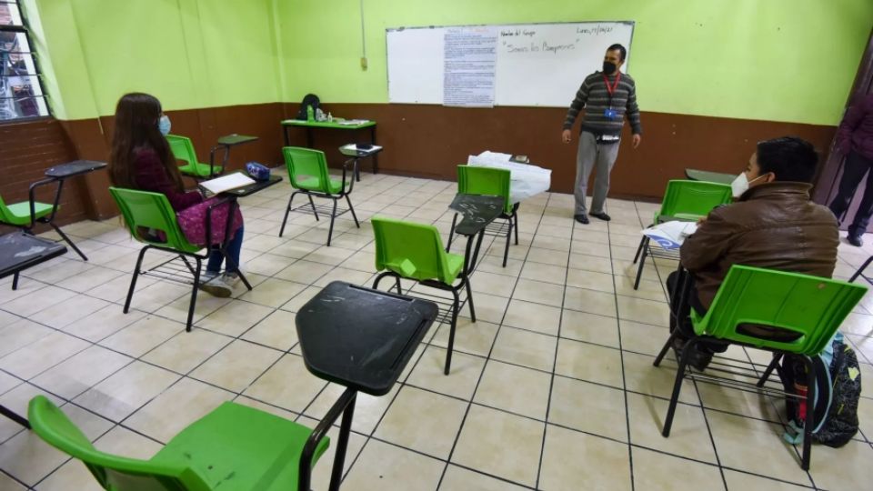 Poco más de 4.3 millones de niñas y niños volvieron este 30 de agosto a clases presenciales o en modalidad mixta