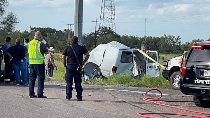 10 muertos al chocar camioneta cerca de McAllen; piensan que eran inmigrantes