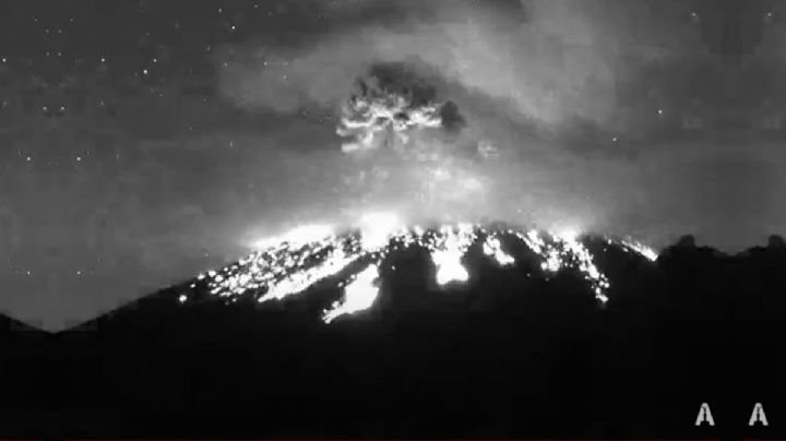 Explosión de volcán Popocatépetl alerta a los habitantes de Puebla