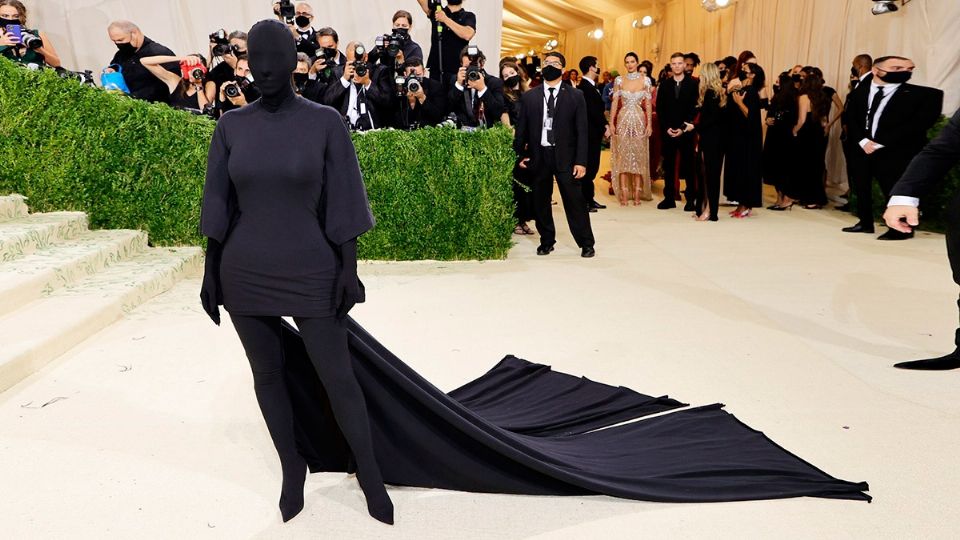 La socialité causó revuelo en las redes sociales con tu look en la Met Gala 2021