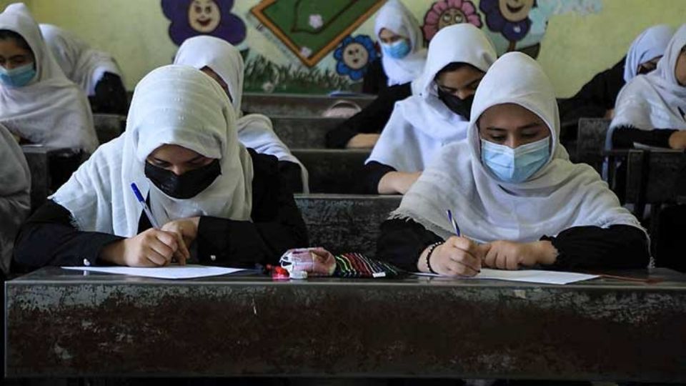 La educación en Afganistán está restringida hasta hoy solo para mujeres en Primaria y Secundaria