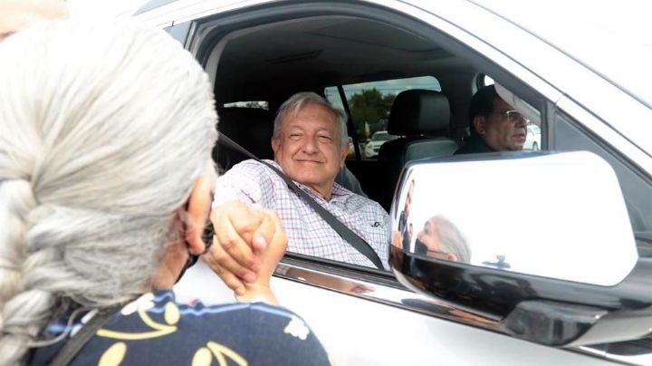 Llega AMLO a Nuevo León para visitar refinería en Cadereyta