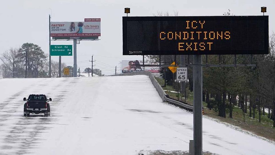 Existe un riesgo alto de caminos resbadalizos