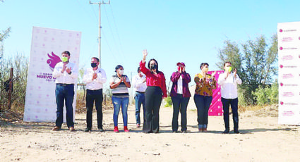 Construyen red de agua potable en colonia Presidentes